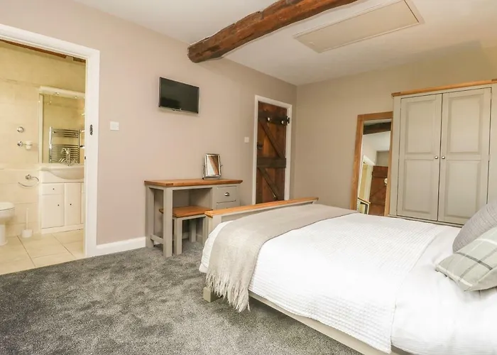 The Barn At Orchard Farm * York